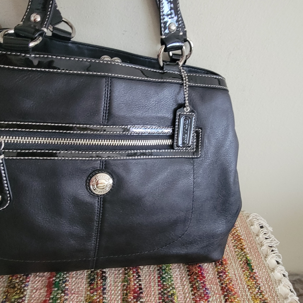 Coach Black Leather Shoulder Bag - Picture 2 of 10